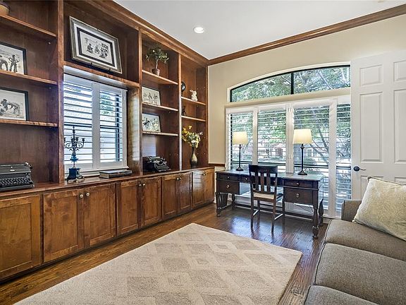 5th image of 6911 Shoreview Dr