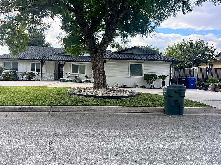 205 N Hacienda Ave — Photo 5