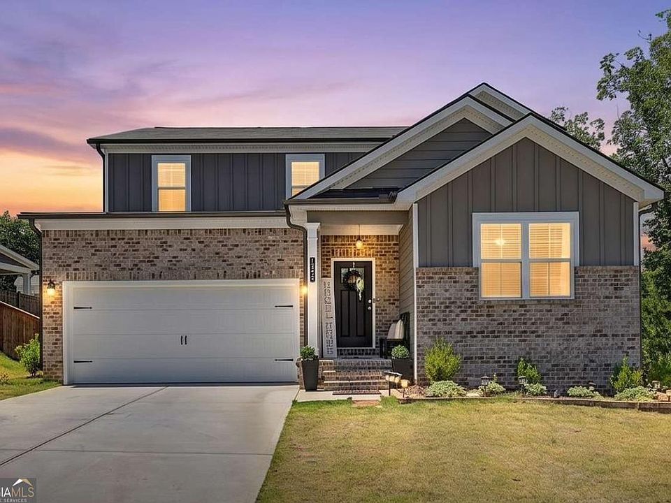 1st image of 215 Summit Pointe Dr