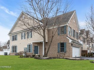 37 Fells Dr, Manalapan, NJ 07726