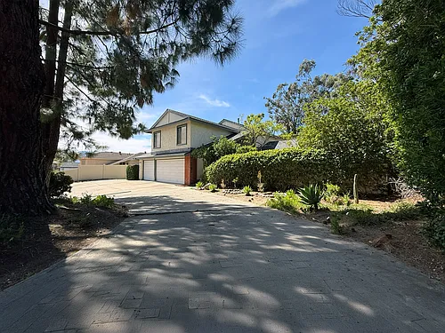1746 Treseder Cir Photo 1