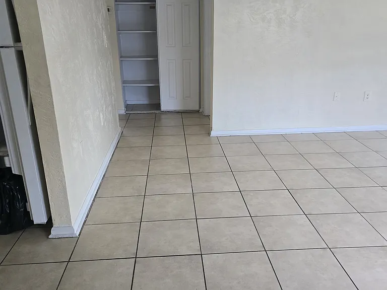 2440 S Palmetto Ave #D — Photo 6