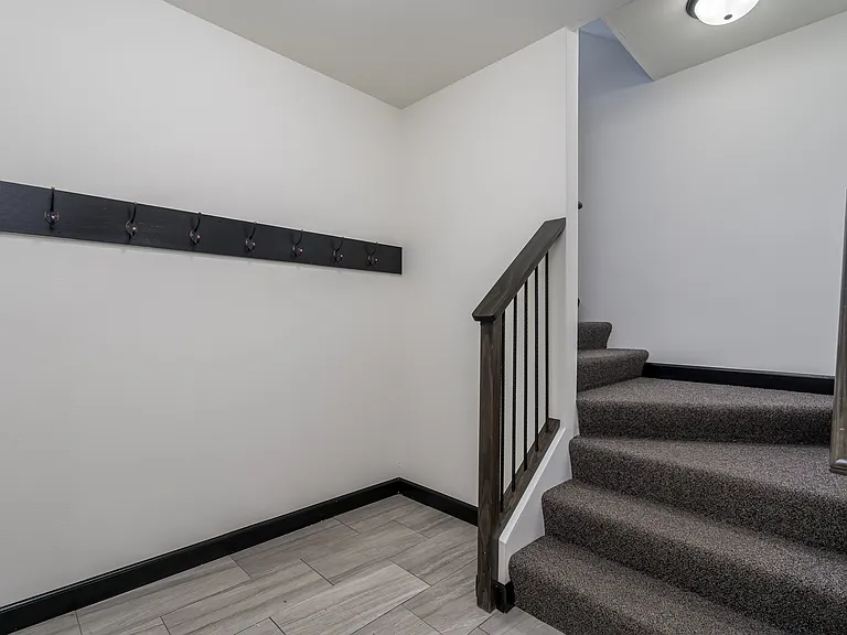 354 Trestle Trl — Photo 3