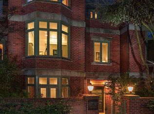 915 Harvard Ave E, Seattle, WA 98102