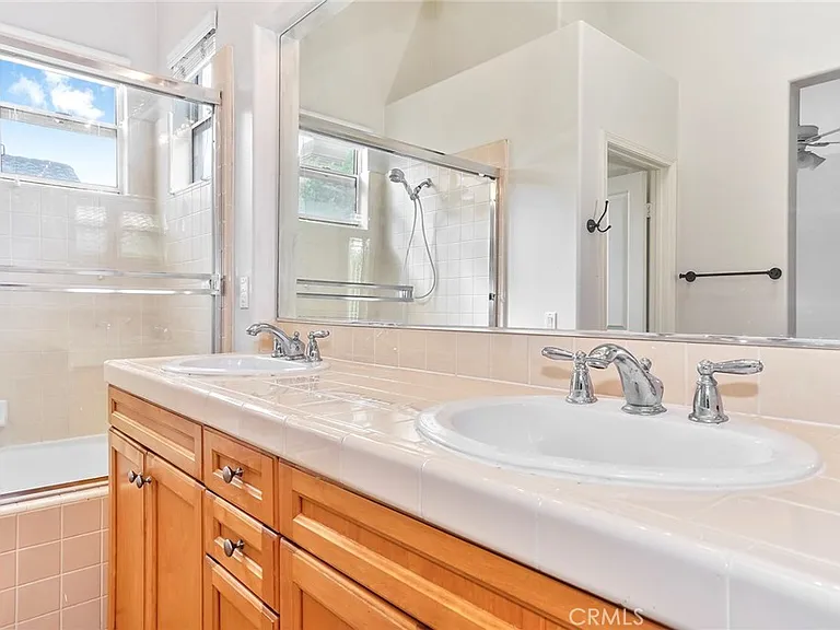 12944 Maxwell Dr — Photo 18