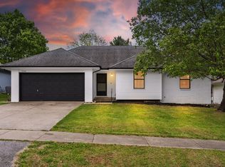 2928 E Chattanooga St, Springfield, MO 65804