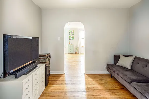 Rented by Warburg | media 16