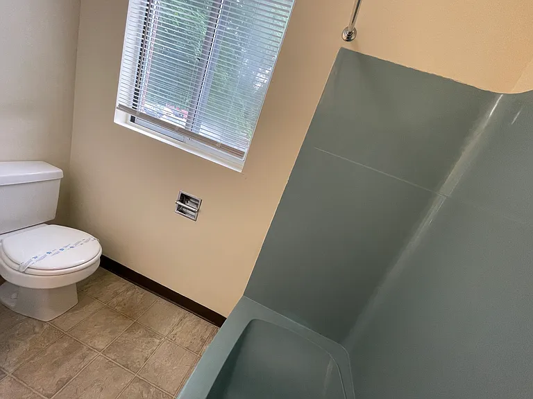 Highland Estates — Photo 32