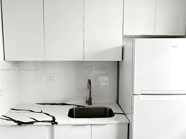 1551 Michigan Ave APT 4, Miami Beach, FL 33139