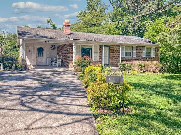 829 Old Walton Rd, Cookeville, TN 38501