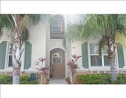 3rd image of 1010 NE 42nd Pl