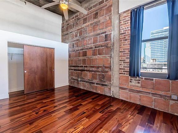 5th image of 1535 Walnut St