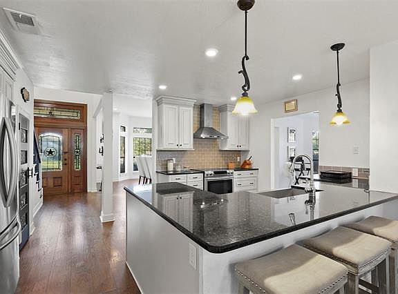 5th image of 3300 Langley Hill Ln