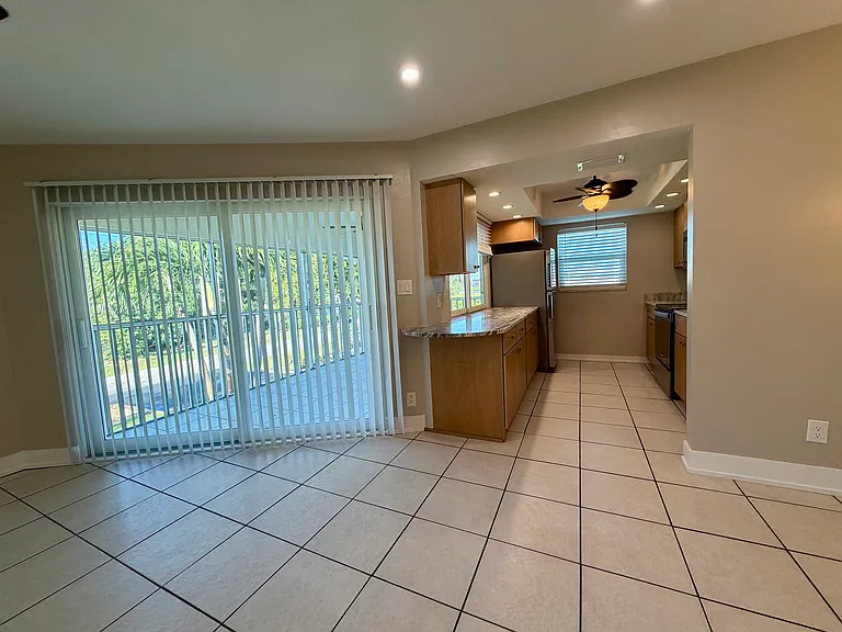 965 Morningside Dr #2W — Photo 11