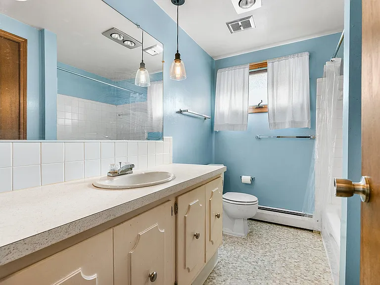 92 Gordon St — Photo 12