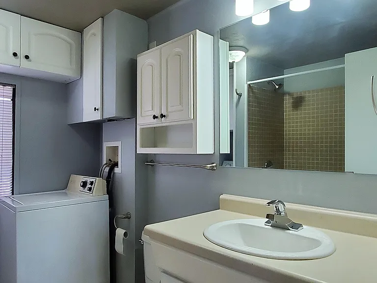 507 S 8th St #30 — Photo 8