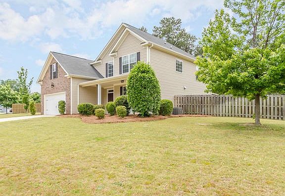 2nd image of 4020 Ellington Dr