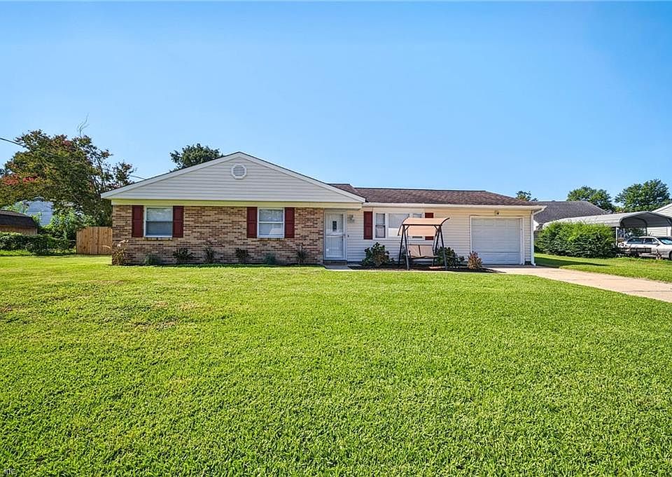 1st image of 2741 Colonial Dr