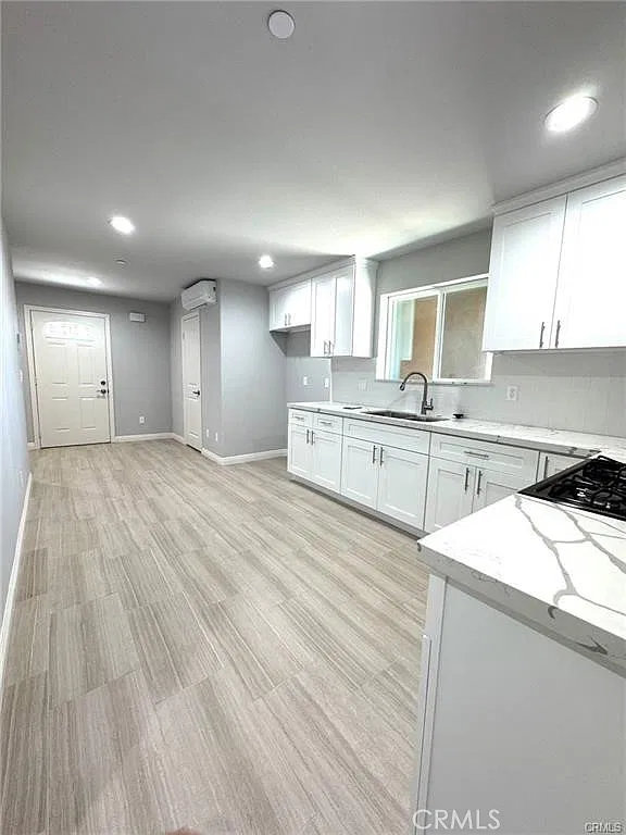 Studio, 1.5 bath, 593 sqft, $1,750 — Photo 3