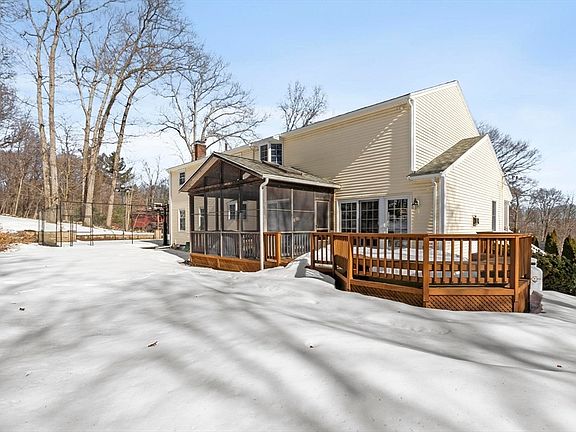 2nd image of 36 Kieran Rd