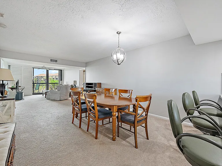 301 S Seas Dr #305 — Photo 9