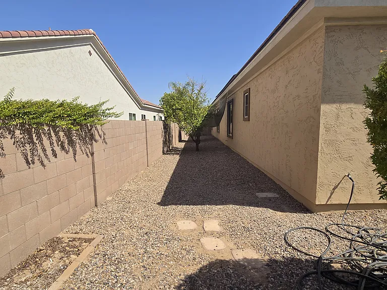 639 W Coconino Pl — Photo 3