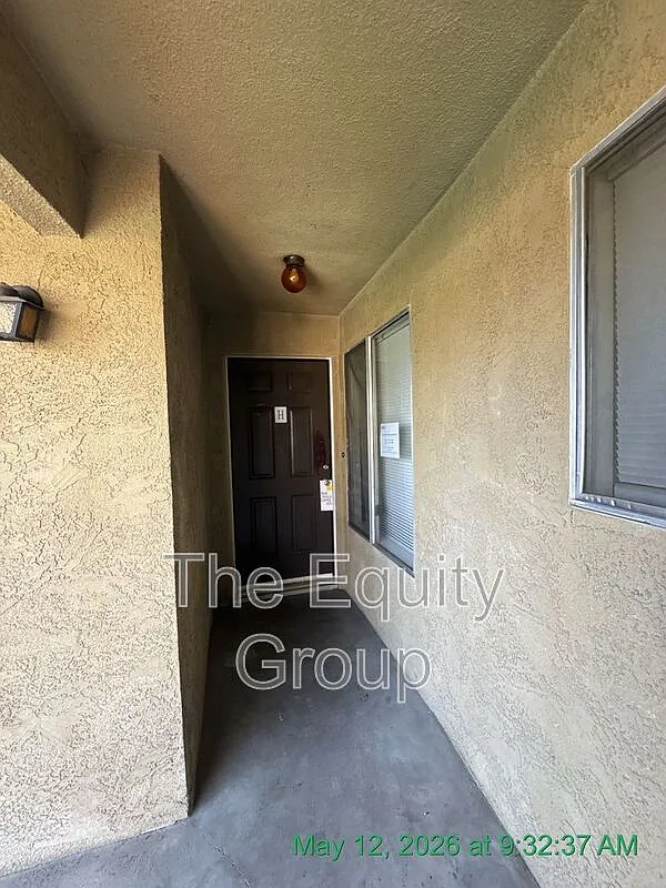 Building Photo - 733 S County Center Dr #H