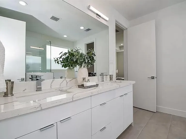 3609 Dennis St — Photo 23