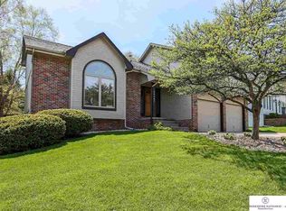 14567 Corby St, Omaha, NE 68116