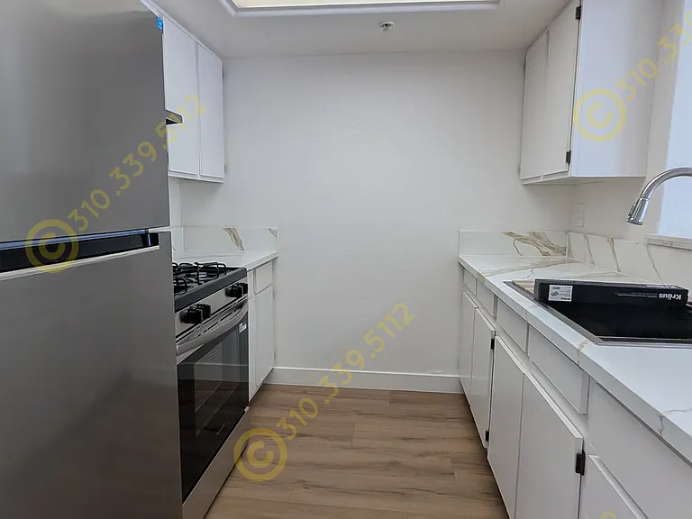 831 Alpine St #203 — Photo 2