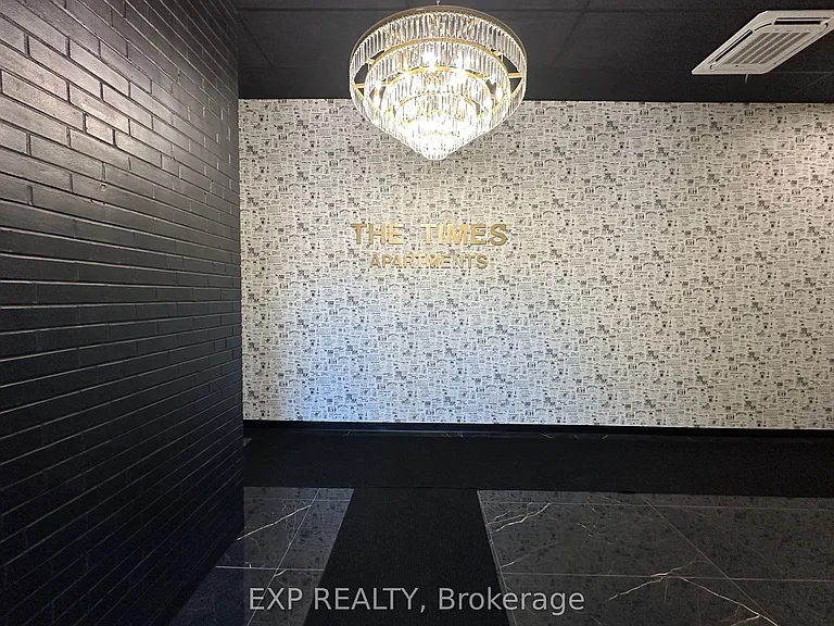 16 Hincks St #6 — Photo 6