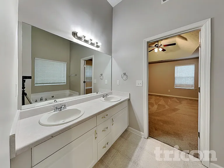 313 Cascade Ct — Photo 9
