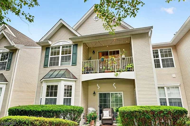 2 bed, 2.0 bath, $3,000 — Photo 4