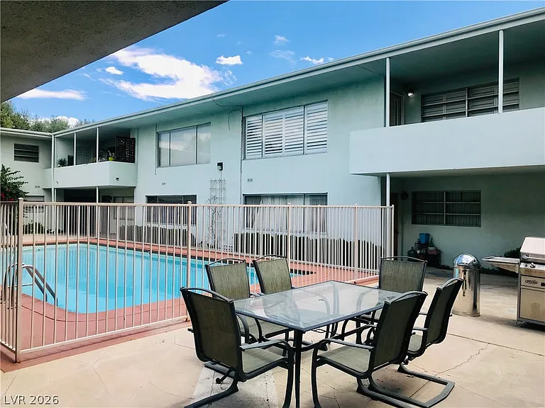 1700 Rexford Dr #209 — Photo 6
