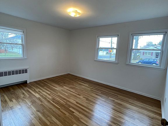 5th image of 4007 Worthmor Dr