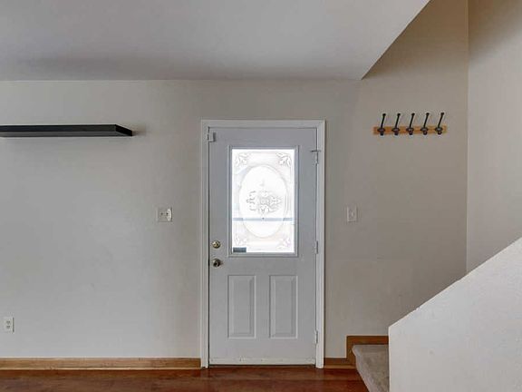4th image of 508 Woodland Park Cir
