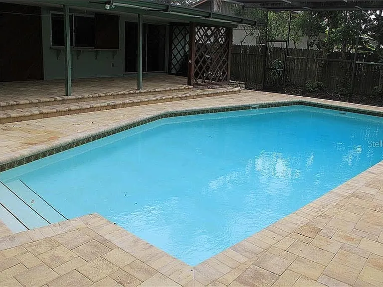1939 Arvis Cir W — Photo 30