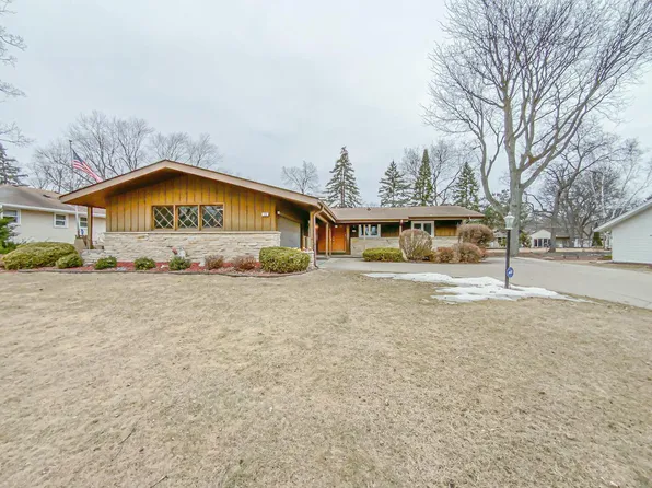 720 East Wabash AVENUE, Waukesha, WI 53186