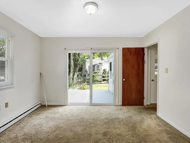 15 Stephen Rd — Photo 12
