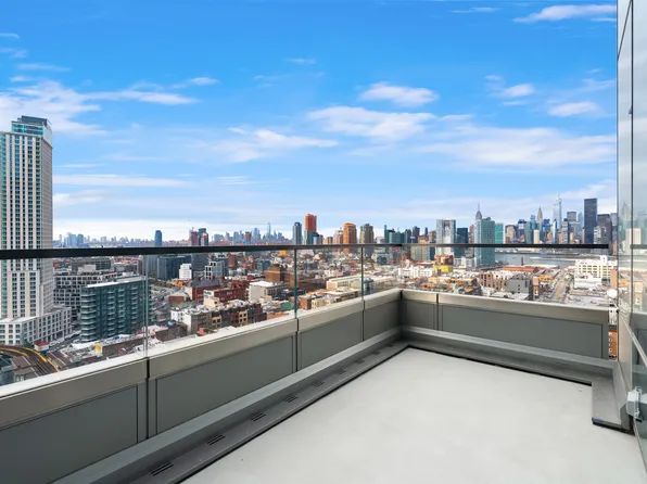 3 Court Square image 4 of 20