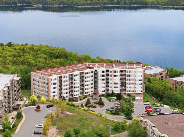 94 Bedros Ln #214, Halifax, NS B3M 4X3