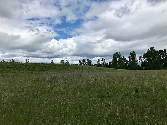 5th image of 574 Sullivan Crossroad