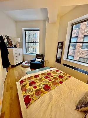 Rented by NY Living Solutions | media 4