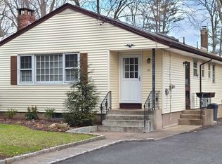 16 Orchard St, Woodcliff Lake, NJ 07677