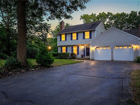 2nd image of 41 Bay Farm Dr