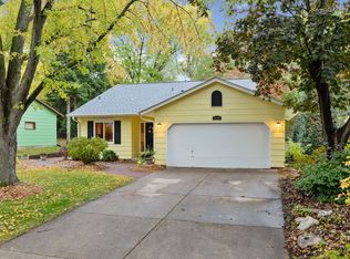 1030 Mercury Dr W, Shoreview, MN 55126