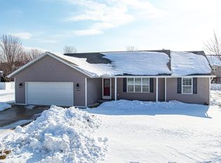 1636 Pendleton Rd, Neenah, WI 54956