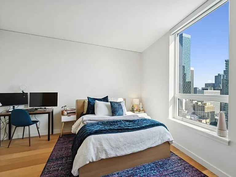Accommodates a King Bed
