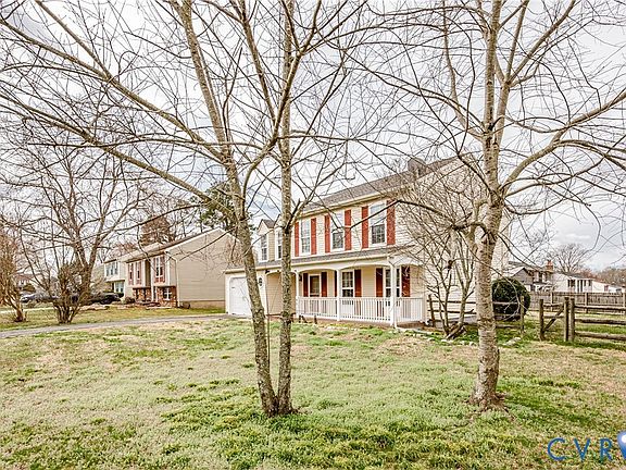 3rd image of 4618 Halleys Cir