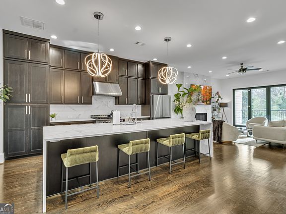 5th image of 1107 Briar Cove Cir